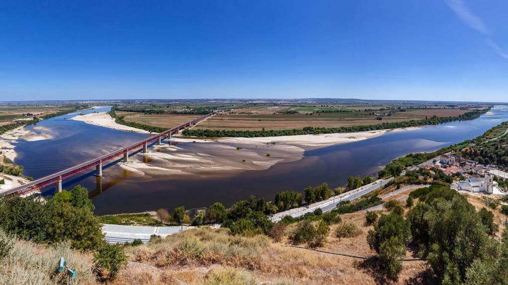 Vistas panorámicas sobre estero del Tajo, Caminos de Fátima