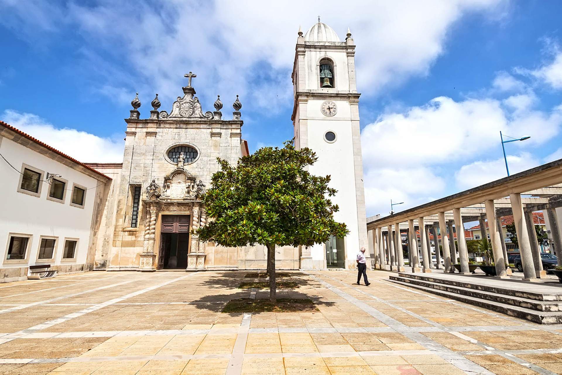 Aveiro Cathedral / Aveiro / Sergio Gutierrez Getino_Shutterstock