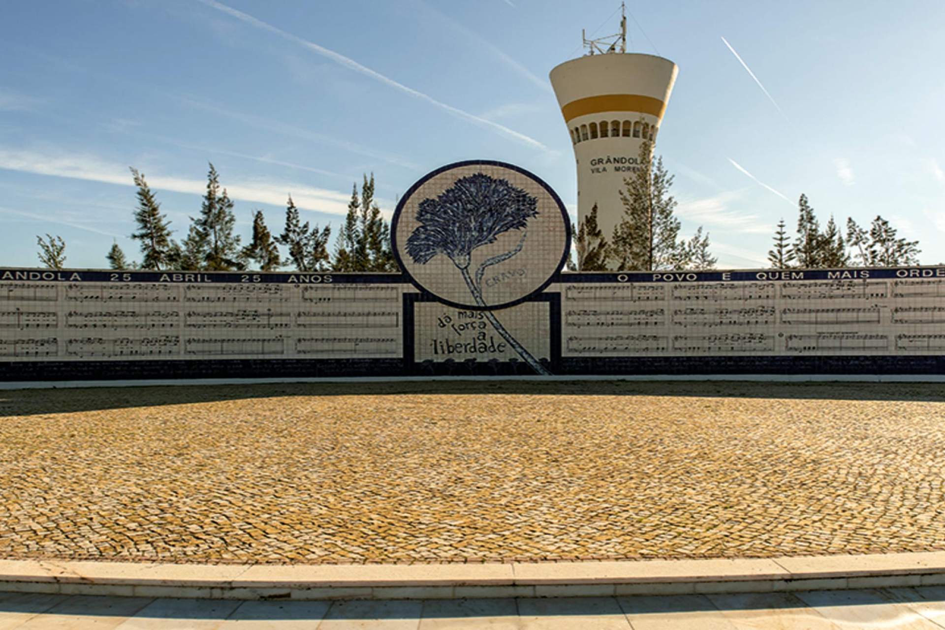 Monumento à Liberdade, Caminho Português de Santiago Central Alentejo e Ribatejo / Grândola / Turismo do Alentejo, ERT