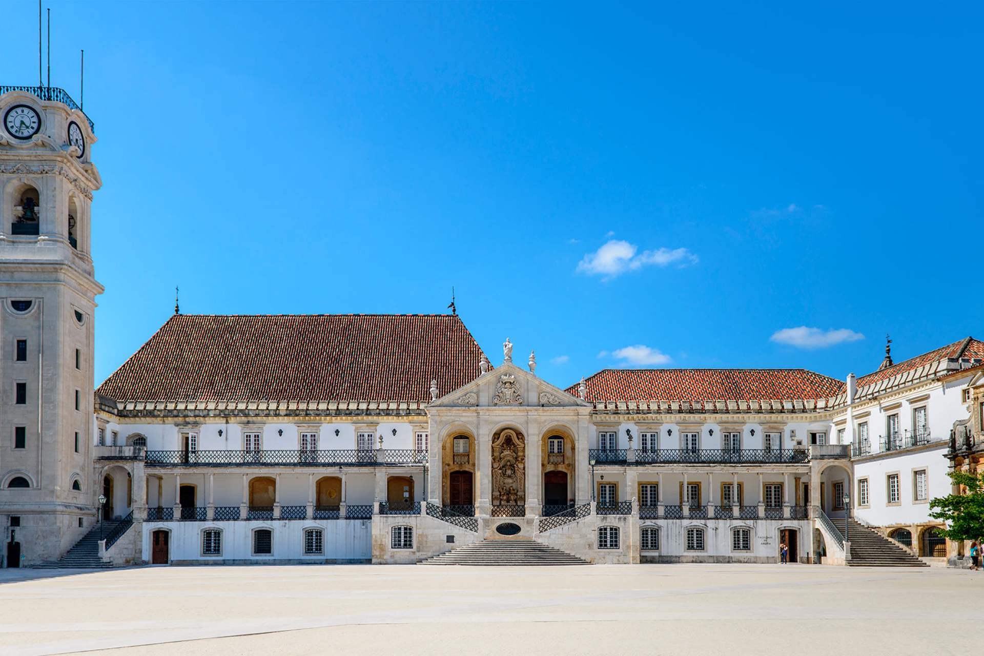 University of Coimbra / Universidade de Coimbra / Shutterstock KamilloK