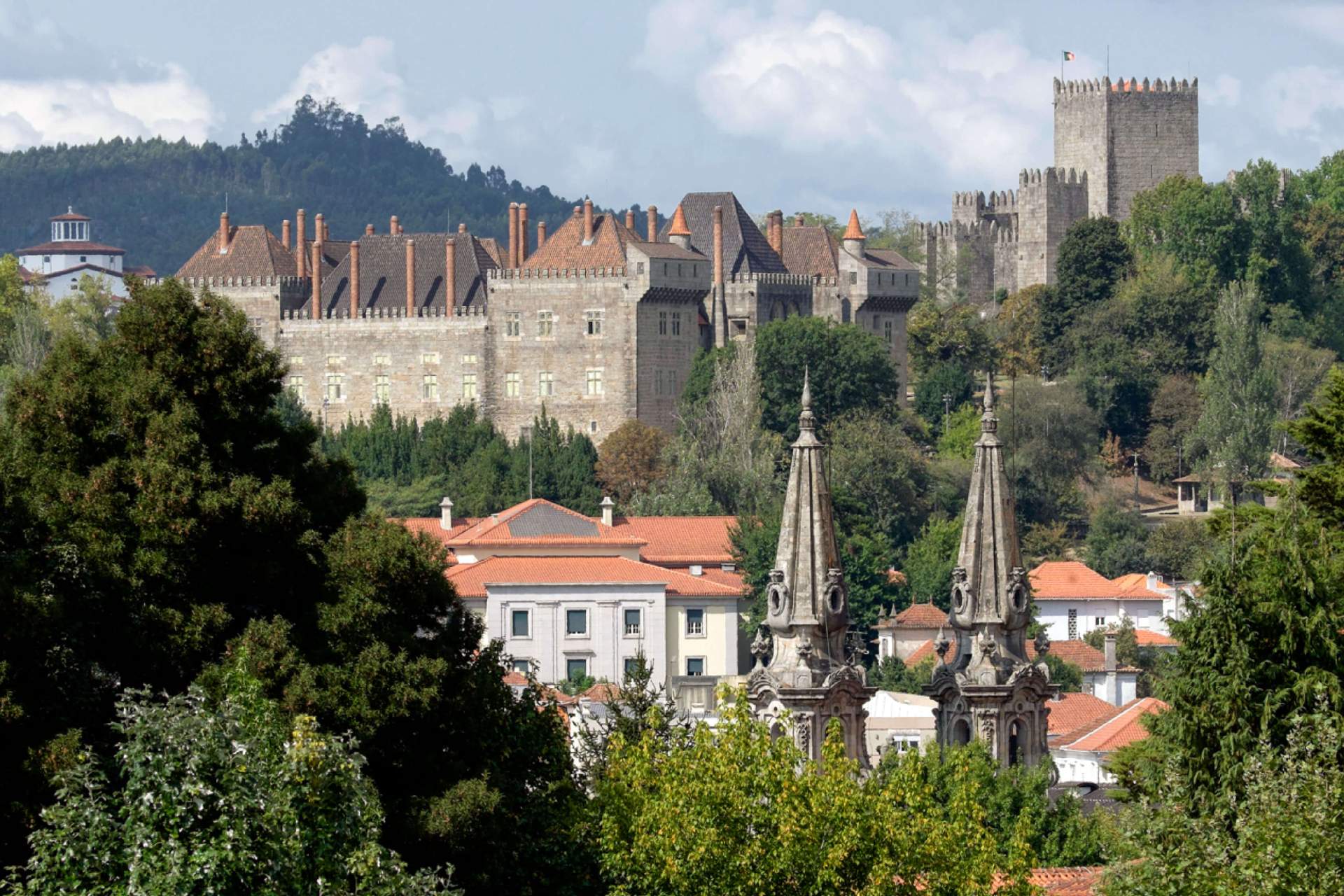 Panorâmica do Paço dos Duques / Guimarães / Caminho de Torres