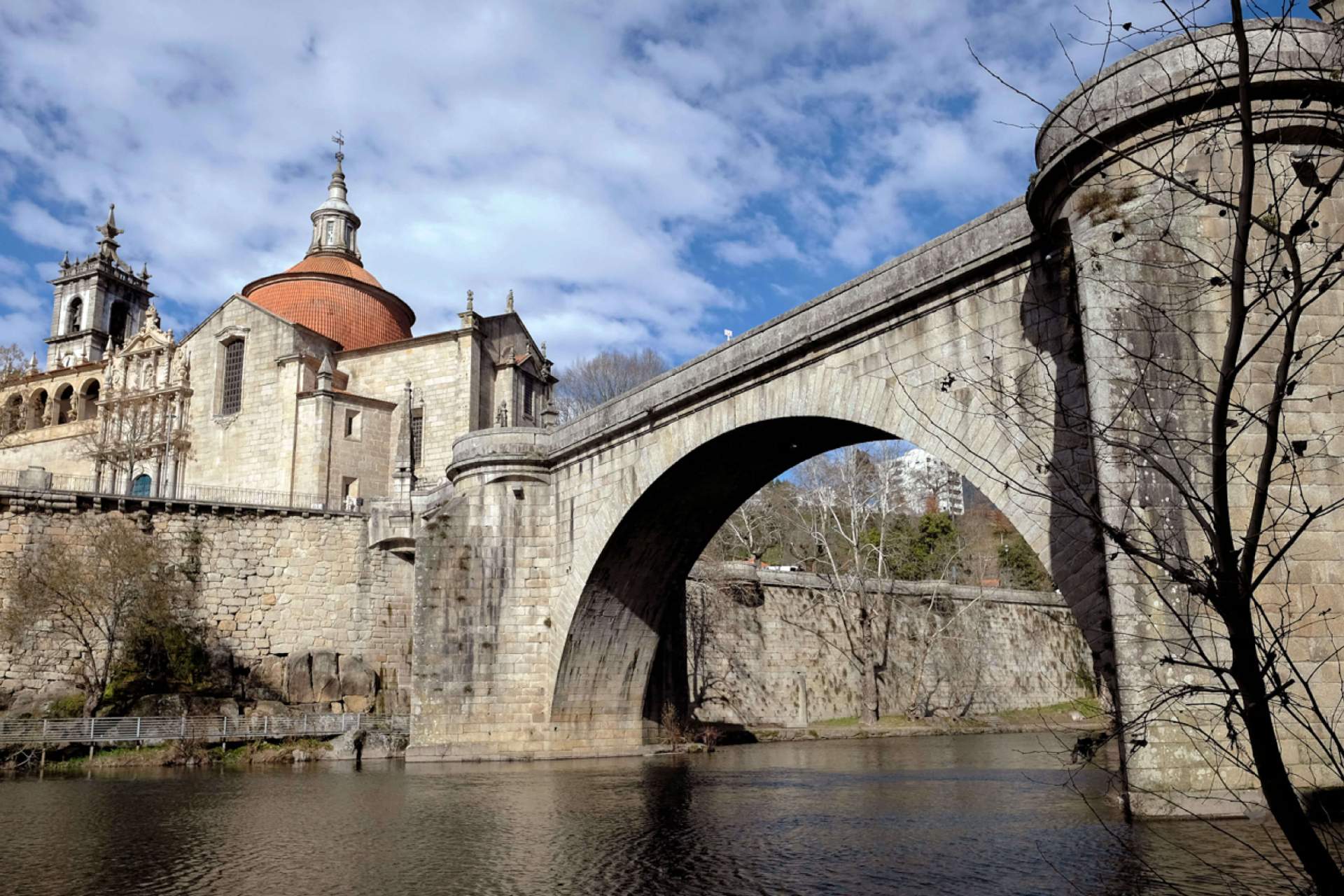 Ponte e Mosteiro de São Gonçalo / Amarante / Caminho de Torres