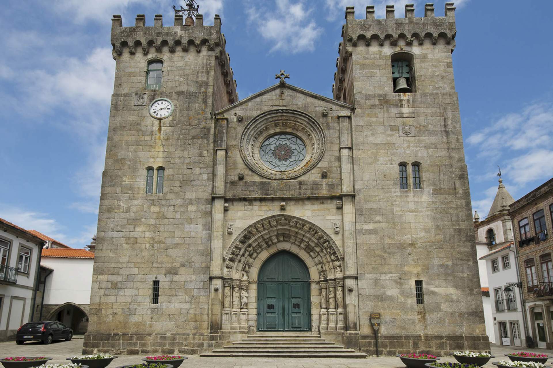 Fachada da Catedral de Viana do Castelo / Viana do Castelo / SNBCI - Miguel Cardoso