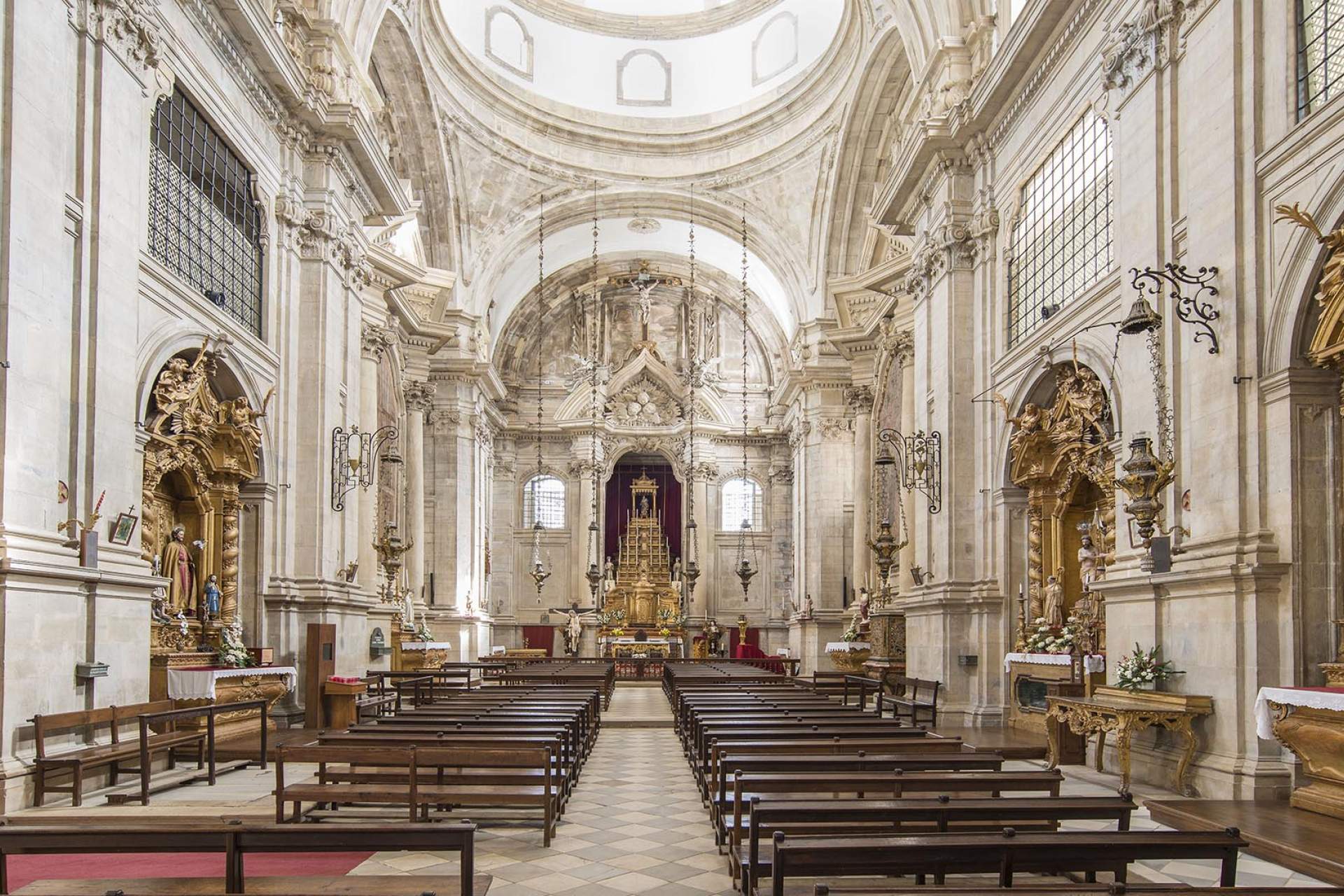 Interior of the Monastery of Santa Maria do Lorvão / Penacova / SNBCI - Nuno Saldanha
