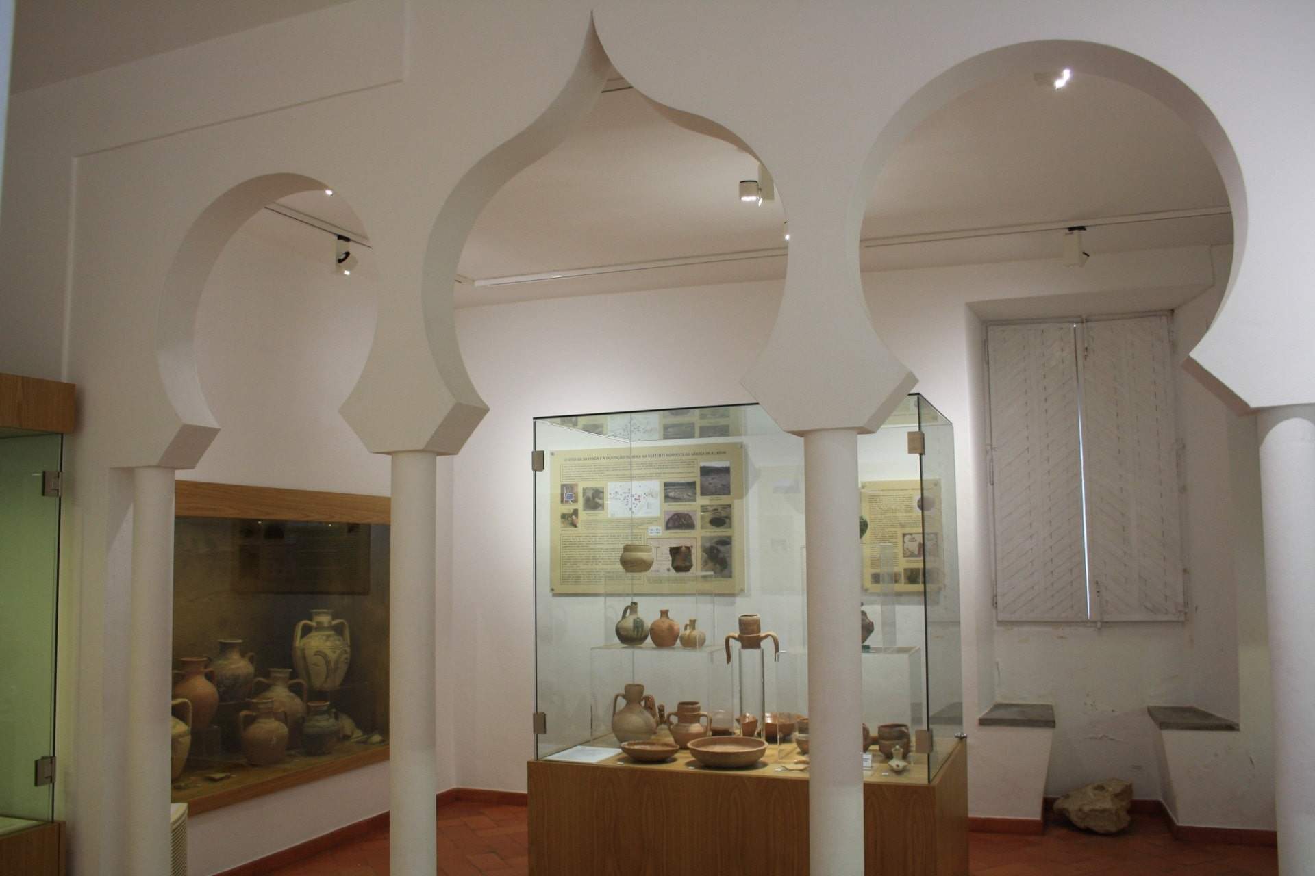 Sala do Legado Andalusino / Aljezur / ADPHA - Associação de Defesa do Património Histórico e Arqueológico de Aljezur