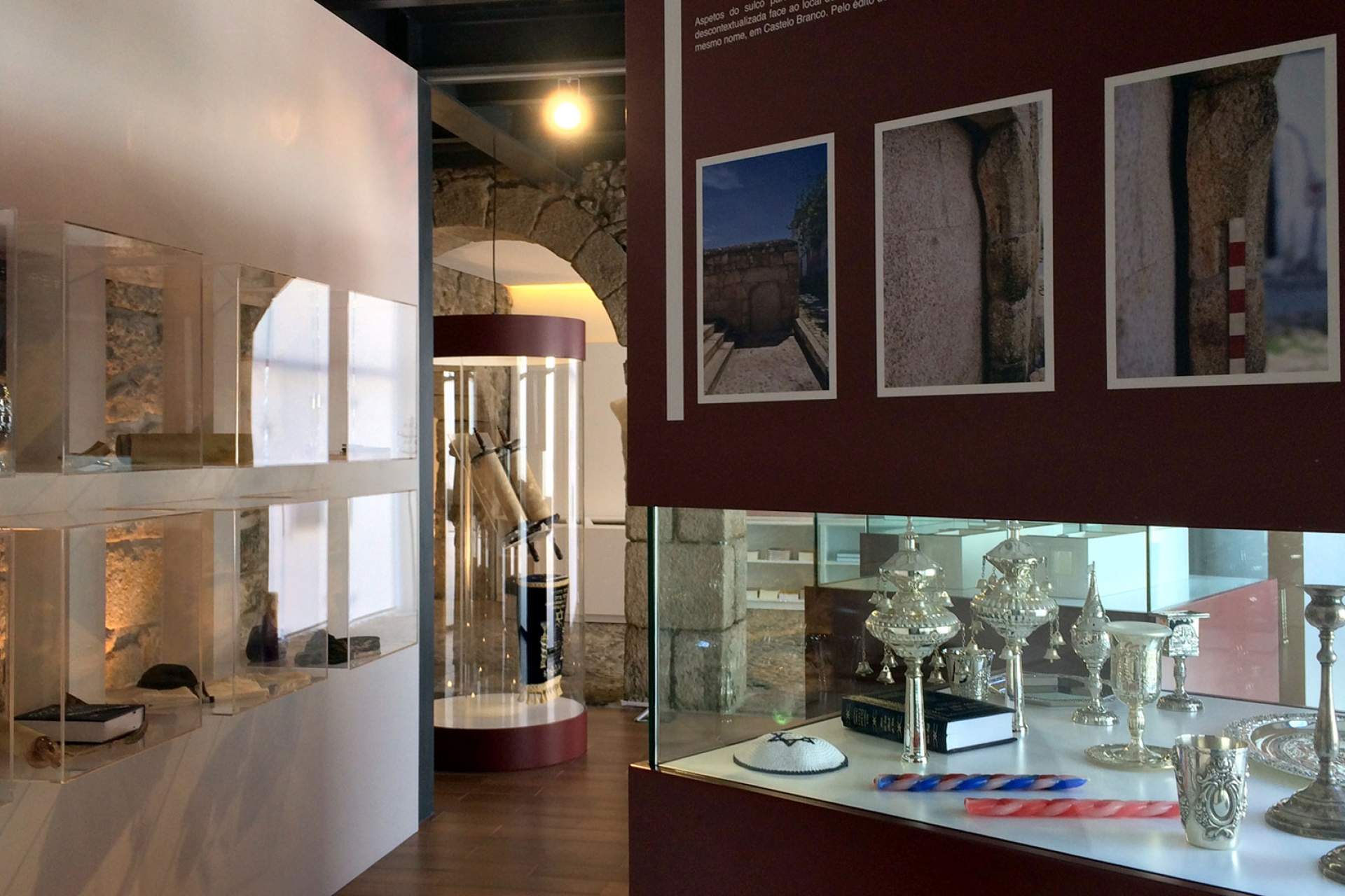 Interior da Casa da Memória da Presença Judaica, Castelo Branco / Castelo Branco / Câmara Municipal de Castelo Branco