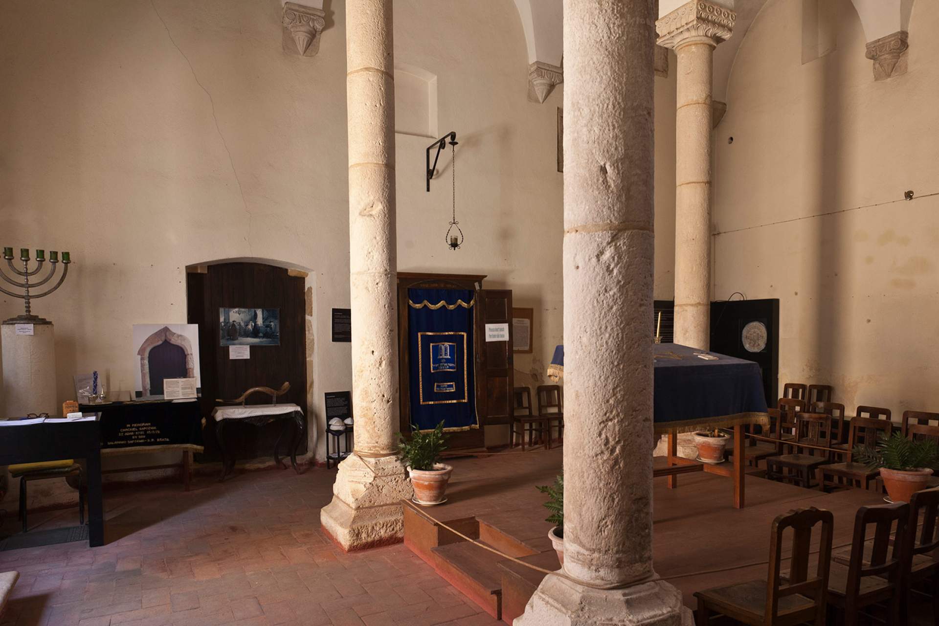 Interior de la Sinagoga de Tomar | Museo Luso-Hebreo Abrãao Zacuto / Tomar / Pedro Sousa_Amatar