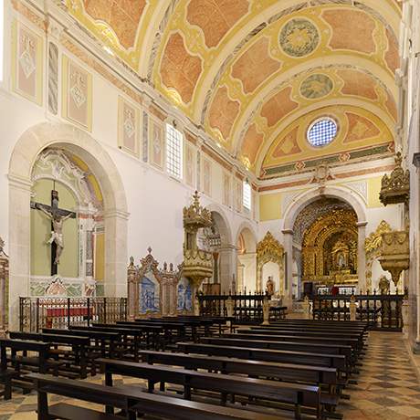 Interior da Capela de Nossa Senhora do Espinheiro, Évora