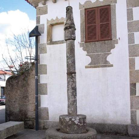 Pelourinho de S. Pedro de Rates