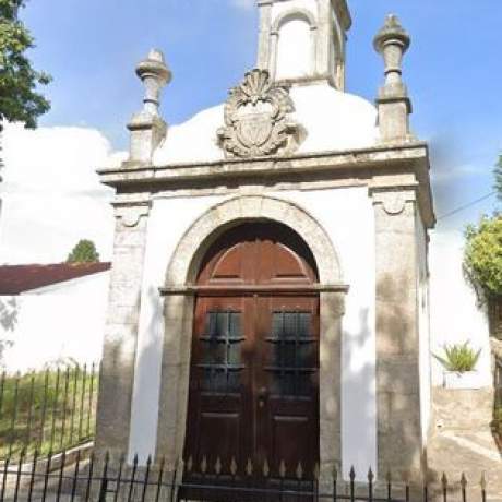 Capilla junto al Monasterio del Divino Salvador de Moreira de Maia