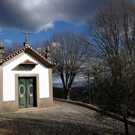 Capela do Espírito Santo - São Lázaro em Mesão Frio