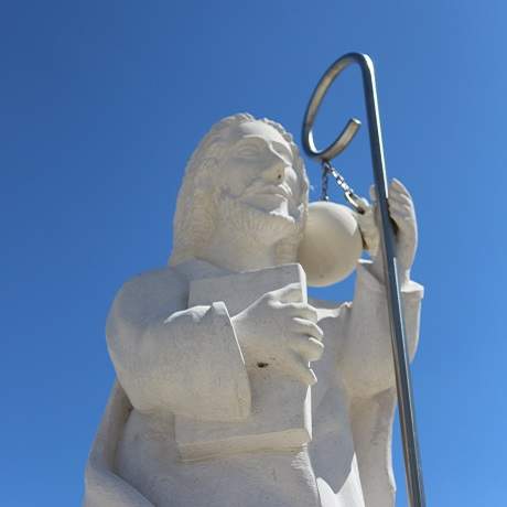 Estátua de S. Tiago - Trouxemil