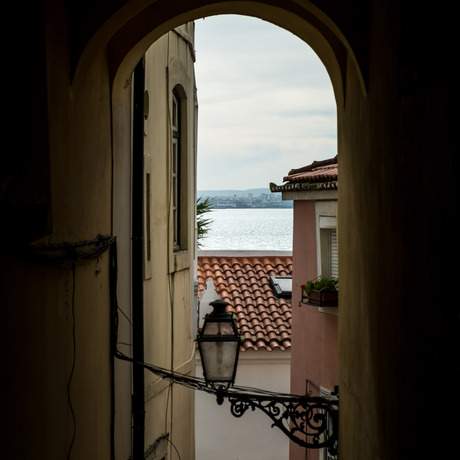 Vista do Tejo na Escadinha dos Remédios