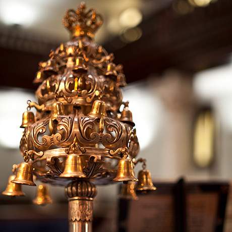 Detail of object with bells, Shaaré Tikvah Synagogue, Lisbon