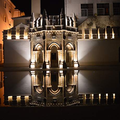 Iluminação noturna do Chafariz dos Canos, Torres Vedras